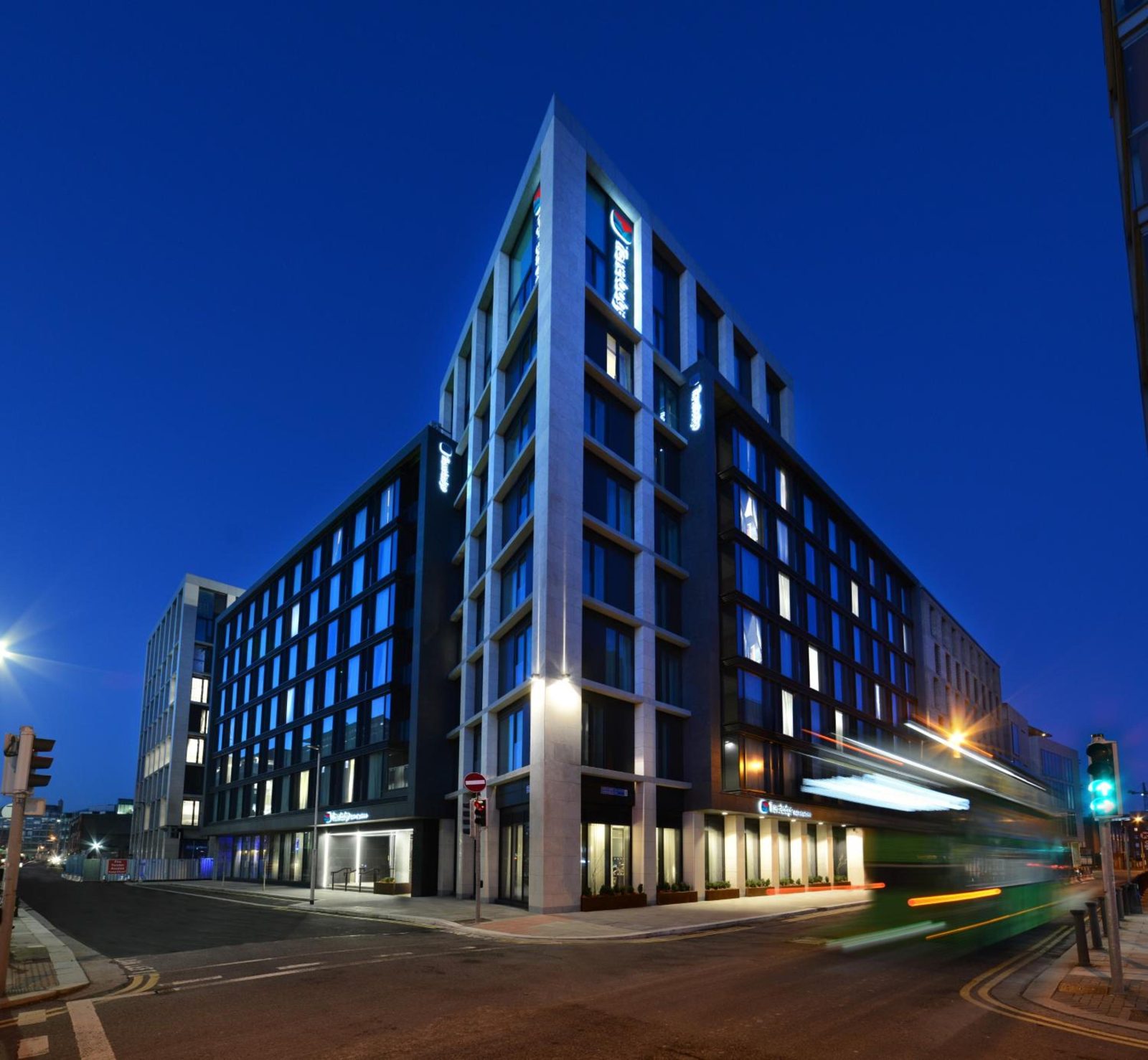 Travelodge PLUS Dublin City Centre — photo 2