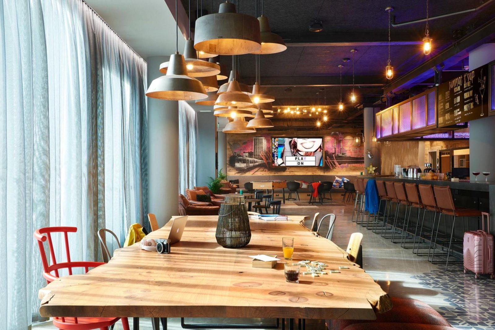 Moxy Dublin City — photo 7